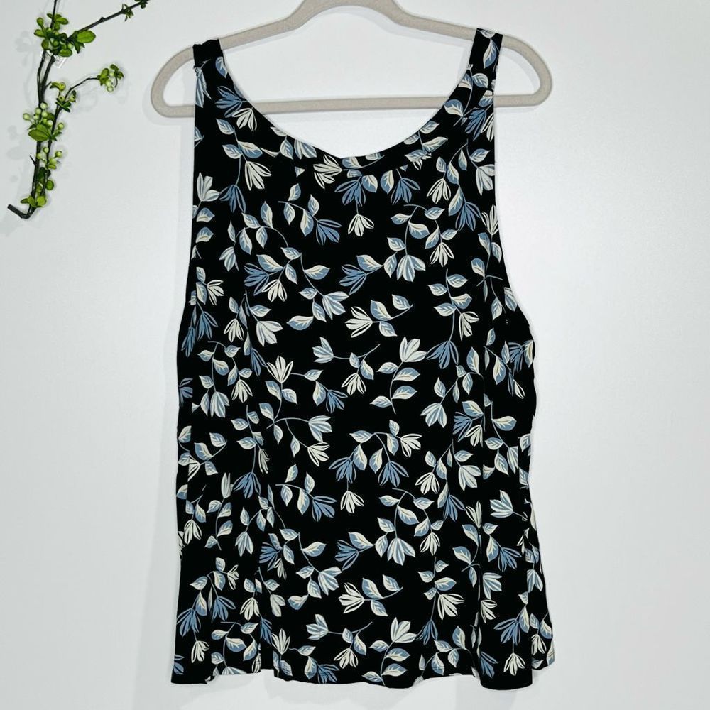 J. Jill Wearever Collection Black Blue Cream Tan Flower Tank Top